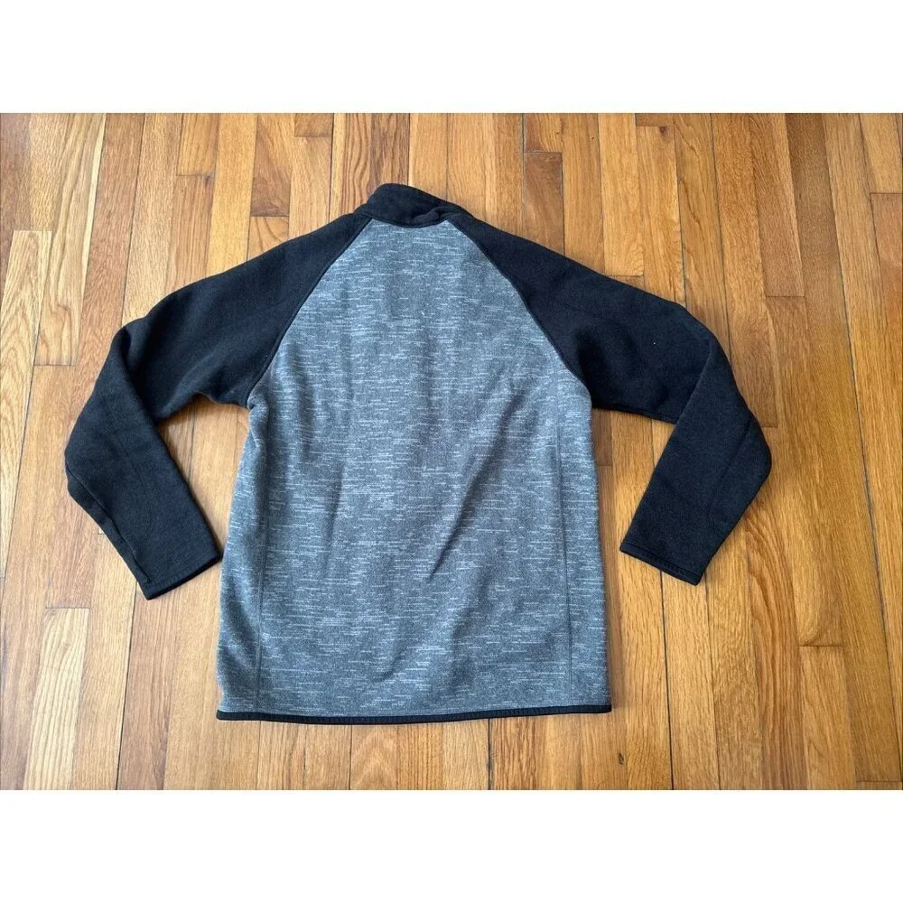 Patagonia Men's Gray and Black Knit Fleece 1/4 Zip Pullover Size M